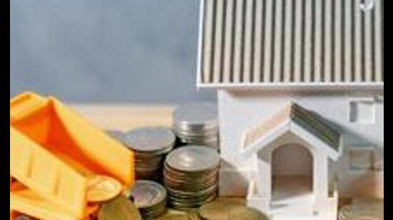 Pune Municipal Corporation (PMC) faces the uphill tax of issuing property tax bill to those who already paid the tax when the scheme was scrapped from 2019. (REPRESENTATIVE IMAGE)