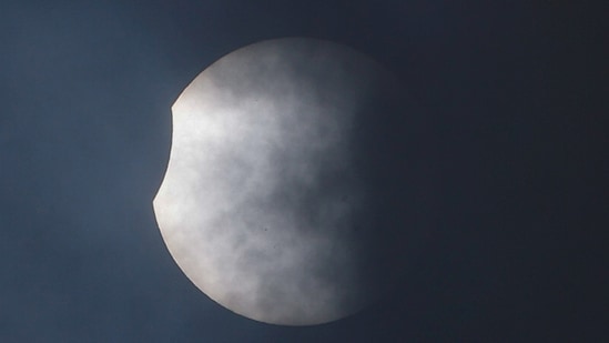 A hybrid solar eclipse seen from Taipei, Taiwan.(Reuters)