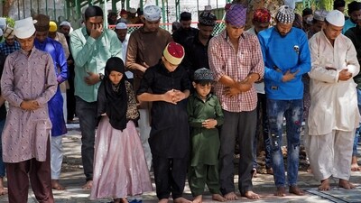 On this day, Muslims gather in mosques and offer special prayers, recite the Holy Quran, and seek forgiveness from Allah for their sins. (AFP) On this day, Muslims gather in mosques and offer special prayers, recite the Holy Quran, and seek forgiveness from Allah for their sins. (AFP)