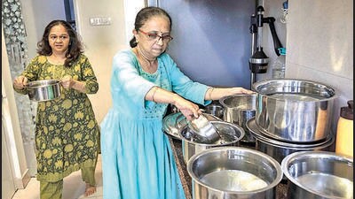 Mumbai, India - Feb. 13, 2020: A 507-household Promenade Co-Operative Housing Society in Ghatkopar says that they have paid  ₹10 lakh for water tankers since the last 20 days. Even when the other parts of the city are not facing any water issues, their usual water tanker bills are to the tune of  ₹4 lakh per month. They say that BMC only supplies them 50-55% of the water supply in Mumbai, India, on Thursday, February 13, 2020. (Photo by Satish Bate/ Hindustan Times) (Hindustan Times)