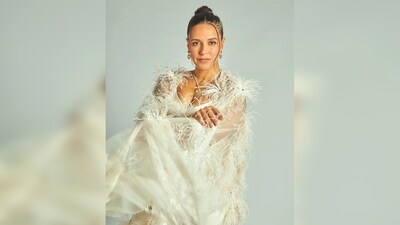Neha Dhupia picked the right jewellery to elevate her chic look. (Instagram/@nehahdupia) Neha Dhupia picked the right jewellery to elevate her chic look. (Instagram/@nehahdupia)