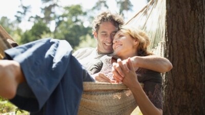 The partner should fulfill all the needs. However, in healthy relationships, all expectations are not put on one person.&nbsp; (Unsplash)