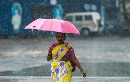 Rainfall patterns near the tropics are at a risk of changing. (Satish Bate/HT Photo) Rainfall patterns near the tropics are at a risk of changing. (Satish Bate/HT Photo)