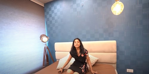 Sumbul Touqeer inside her blue bedroom. Sumbul Touqeer inside her blue bedroom.