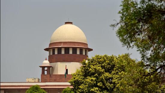 The Supreme Court reminded solicitor general Tushar Mehta that it made it clear the last time that no further adjournments would be granted (HT File Photo)