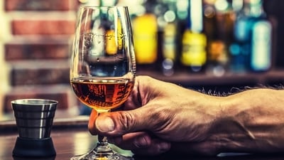 Alcohol consumption contributes to chronic pain: Study