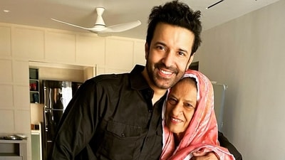 Aamir Ali shared a bunch of pictures with his family members on Instagram. The actor opted for a black ethnic outfit as he posed for the camera at home. He wrote, "Eid Mubarak." Aamir Ali shared a bunch of pictures with his family members on Instagram. The actor opted for a black ethnic outfit as he posed for the camera at home. He wrote, "Eid Mubarak."