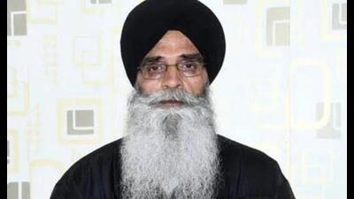 The proformas filled under the signature campaign started by the Shiromani Gurdwara Parbandhak Committee (SGPC) on December 1 last year for the release of Sikh prisoners lodged in different jails even after completing their sentences will be handed over to Punjab governor Banwarilal Purohit on April 27.
