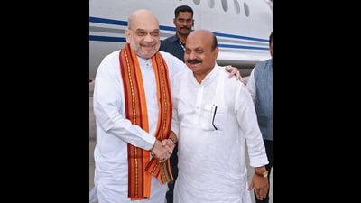 Union home minister Amit Shah with Karnataka chief minister Basavaraj Bommai in Bengaluru. (ANI)