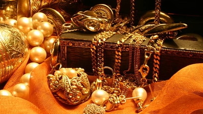 The price of 24 carat gold also declined on Tuesday. (Representative image/istcok) The price of 24 carat gold also declined on Tuesday. (Representative image/istcok)