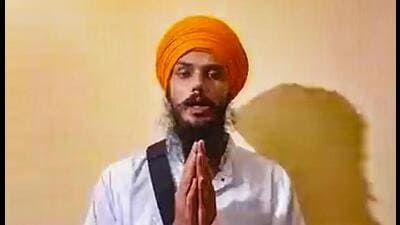 Even as the Punjab Police claim that pro-Khalistan leader Amritpal Singh was arrested from Rode village in Moga on Sunday morning, villagers and people who were with the ‘Waris Punjab De’ chief said he surrendered. Even as the Punjab Police claim that pro-Khalistan leader Amritpal Singh was arrested from Rode village in Moga on Sunday morning, villagers and people who were with the ‘Waris Punjab De’ chief said he surrendered.