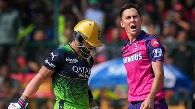 Virat Kohli (L) is dismissed by Trent Boult (PTI) Virat Kohli (L) is dismissed by Trent Boult (PTI)