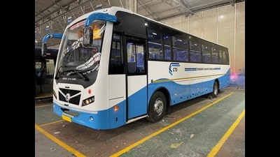 With the addition of these 20 AC buses, which have been bought at a cost of around ₹12 crore, CTU’s long-route fleet will increase to 223. (HT Photo) With the addition of these 20 AC buses, which have been bought at a cost of around ₹12 crore, CTU’s long-route fleet will increase to 223. (HT Photo)