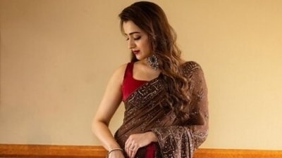 Trisha Krishnan decks up in sequined saree for PS2 promotions (Instagram/@trishakrishnan) Trisha Krishnan decks up in sequined saree for PS2 promotions (Instagram/@trishakrishnan)