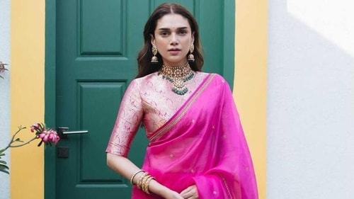 Aditi Rao Hydari looks stunning in a beautiful fuchsia organza saree. (Instagram) Aditi Rao Hydari looks stunning in a beautiful fuchsia organza saree. (Instagram)