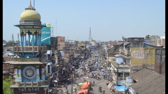 The old city area of Chowk lacking proper parking facility till date. (HT)