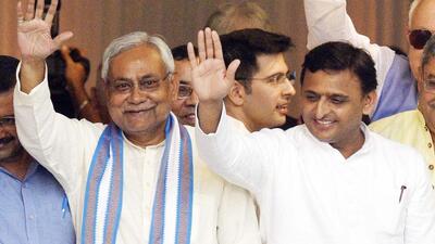 Bihar chief minister Nitish Kumar and SP chief Akhilesh Yadav. (HT Photo/File) Bihar chief minister Nitish Kumar and SP chief Akhilesh Yadav. (HT Photo/File)