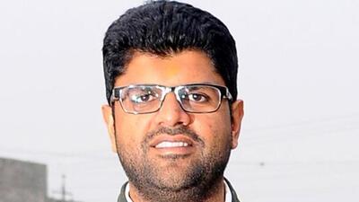 Haryana deputy CM Dushyant Chautala said on Monday that more than 54 lakh metric tonne (MT) wheat has been procured and ₹5,800 crore transferred directly to the bank accounts of the farmers. (HT File Photo) Haryana deputy CM Dushyant Chautala said on Monday that more than 54 lakh metric tonne (MT) wheat has been procured and ₹5,800 crore transferred directly to the bank accounts of the farmers. (HT File Photo)