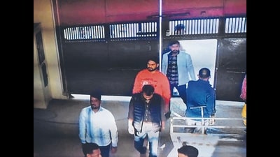 In the CCTV footage, Guddu Muslim (alias Guddu Bambaz), Asad, Armaan, Sadaqat, Usman, and Ghulam Hasan can be seen entering the jail. (Video grab) In the CCTV footage, Guddu Muslim (alias Guddu Bambaz), Asad, Armaan, Sadaqat, Usman, and Ghulam Hasan can be seen entering the jail. (Video grab)