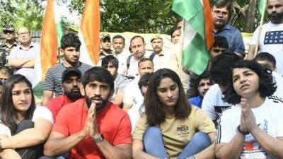 Indian wrestlers protest at Jantar Mantar against WFI chief (Twitter Photo) Indian wrestlers protest at Jantar Mantar against WFI chief (Twitter Photo)
