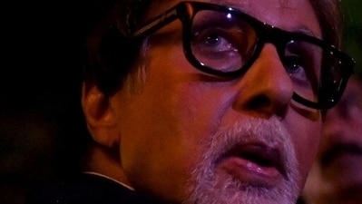 Amitabh Bachchan responds to blue tick marks being restored on Twitter.