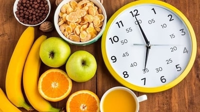 We are all used to snacking frequently with sugar filled foods which makes us prone to cavities, especially when combined with poor oral hygiene. (Freepik) We are all used to snacking frequently with sugar filled foods which makes us prone to cavities, especially when combined with poor oral hygiene. (Freepik)