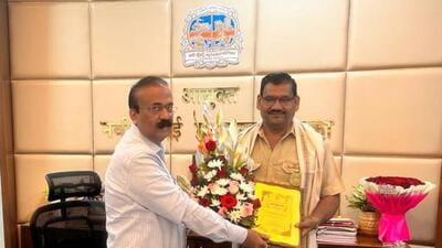 NMMT bus driver gets national award for accident free driving NMMT bus driver gets national award for accident free driving