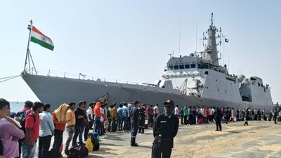 Sudan crisis: 278 Indians departed for Jeddah on INS Sumedha. (Twitter/ @MEAIndia) Sudan crisis: 278 Indians departed for Jeddah on INS Sumedha. (Twitter/ @MEAIndia)