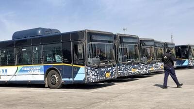 In 2021-22, the daily gross distance the Haryana roadways buses operated was 6 lakh km and the daily passengers carried daily was over 4 lakh, according to statistical abstract of Haryana. (HT File) In 2021-22, the daily gross distance the Haryana roadways buses operated was 6 lakh km and the daily passengers carried daily was over 4 lakh, according to statistical abstract of Haryana. (HT File)