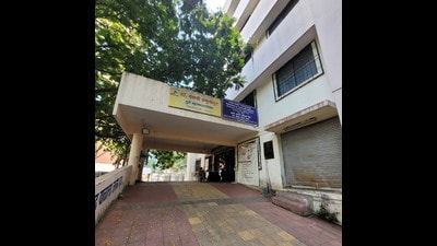 PMC has decided to outsource a 15-bed ICU facility at Dalvi hospital. (PRATHAM GOKHALE) PMC has decided to outsource a 15-bed ICU facility at Dalvi hospital. (PRATHAM GOKHALE)