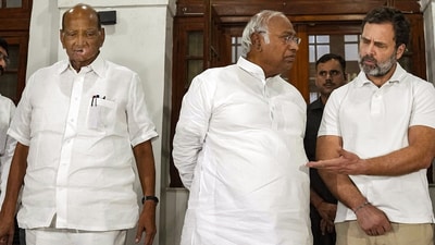 NCP chief Sharad Pawar with Congress leaders Mallikarjun Kharge and Rahul Gandhi. (PTI file) NCP chief Sharad Pawar with Congress leaders Mallikarjun Kharge and Rahul Gandhi. (PTI file)