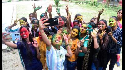 Students celebrate their success after the declaration of class 10 and 12 Board examination results, in Prayagraj on Tuesday. (ANI Photo) Students celebrate their success after the declaration of class 10 and 12 Board examination results, in Prayagraj on Tuesday. (ANI Photo)