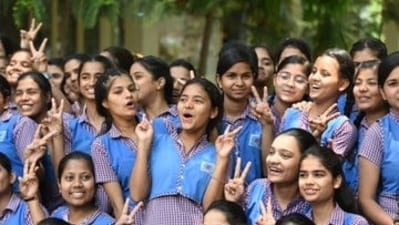 UP Board Results 2023: Students in Noida celebrate UP Board Class 10th and 12th results (Sunil Ghosh/HT) UP Board Results 2023: Students in Noida celebrate UP Board Class 10th and 12th results (Sunil Ghosh/HT)