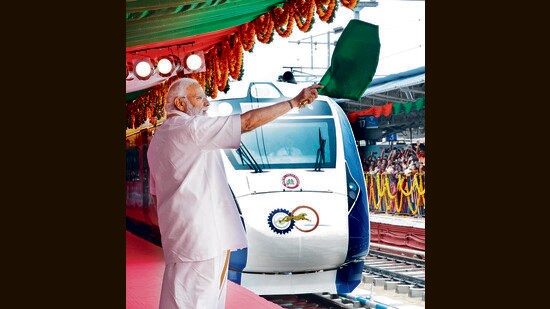 Prime Minister Narendra Modi flags off the Thiruvananthapuram Central-Kasaragod Vande Bharat Express train from Thiruvananthapuram Central railway station on Tuesday. (ANI)
