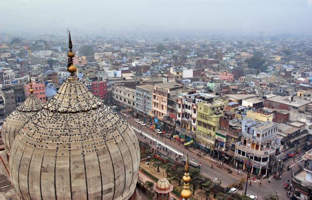 “I was very clear that just as Delhi and Belfast were cities I had lived in, perhaps even more significantly I lived in multiple languages and cultures.” A view of Old Delhi and Chandni Chowk from Jama Masjid. (Ajay Aggarwal/HT Photo) “I was very clear that just as Delhi and Belfast were cities I had lived in, perhaps even more significantly I lived in multiple languages and cultures.” A view of Old Delhi and Chandni Chowk from Jama Masjid. (Ajay Aggarwal/HT Photo)