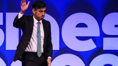 Britain's Prime Minister Rishi Sunak reacts as he waves to the audience as the end of his speech during the Business Connect event in North London, on April 24, 2023. (Photo by Daniel LEAL / POOL / AFP) (AFP) Britain's Prime Minister Rishi Sunak reacts as he waves to the audience as the end of his speech during the Business Connect event in North London, on April 24, 2023. (Photo by Daniel LEAL / POOL / AFP) (AFP)