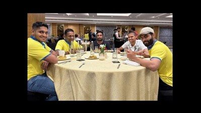 CSK players enjoy biryani. (Instagram/@chennaiipl) CSK players enjoy biryani. (Instagram/@chennaiipl)