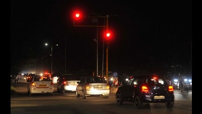Red light jumping is the top traffic violation in Chandigarh. The challans were mainly generated after violators were captured violating traffic rules in the wide network of CCTV cameras across the Chandigarh. (HT File Photo) Red light jumping is the top traffic violation in Chandigarh. The challans were mainly generated after violators were captured violating traffic rules in the wide network of CCTV cameras across the Chandigarh. (HT File Photo)