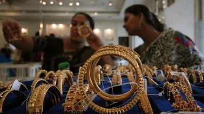 Gold price has seen a slight increase as compared to the day before. (File/Representative image) Gold price has seen a slight increase as compared to the day before. (File/Representative image)