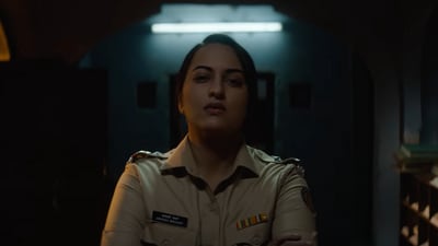 Sonakshi Sinha plays sub inspector Anjali Bhaati. Sonakshi Sinha plays sub inspector Anjali Bhaati.