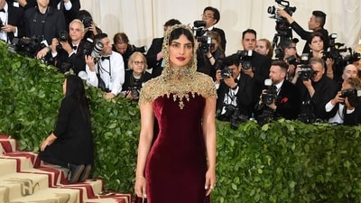 Priyanka Chopra had walked the red carpet at Met Gala 2018 in a beautiful maroon velvet gown. (FIle Photo) Priyanka Chopra had walked the red carpet at Met Gala 2018 in a beautiful maroon velvet gown. (FIle Photo)