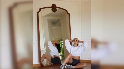 Jacqueline Fernandez bumped into a photo shoot before heading out where she can be seen posing in her sportswear. (Instagram/@jacquelinef143) Jacqueline Fernandez bumped into a photo shoot before heading out where she can be seen posing in her sportswear. (Instagram/@jacquelinef143)