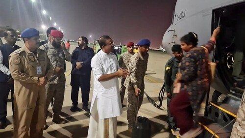 Operation Kaveri: A second C-130 flight reaches Jeddah bringing 135 passengers from Sudan. Operation Kaveri: A second C-130 flight reaches Jeddah bringing 135 passengers from Sudan.