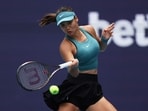 MIAMI GARDENS, FLORIDA - MARCH 22: Erika Andreeva of Russia returns a shot to Ashlyn Krueger during the Miami Open at Hard Rock Stadium on March 22, 2023 in Miami Gardens, Florida. Matthew Stockman/Getty Images/AFP (Photo by MATTHEW STOCKMAN / GETTY IMAGES NORTH AMERICA / Getty Images via AFP) MIAMI GARDENS, FLORIDA - MARCH 22: Erika Andreeva of Russia returns a shot to Ashlyn Krueger during the Miami Open at Hard Rock Stadium on March 22, 2023 in Miami Gardens, Florida. Matthew Stockman/Getty Images/AFP (Photo by MATTHEW STOCKMAN / GETTY IMAGES NORTH AMERICA / Getty Images via AFP)