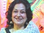 Moushumi Chatterjee reveals why she still thinks Aparna Sen is an insecure person.