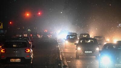 During the storm on Thursday evening at Baba Kharak Singh Marg, New Delhi. (Sanchit Khanna/HT Photo) During the storm on Thursday evening at Baba Kharak Singh Marg, New Delhi. (Sanchit Khanna/HT Photo)