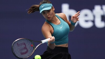 MIAMI GARDENS, FLORIDA - MARCH 22: Erika Andreeva of Russia returns a shot to Ashlyn Krueger during the Miami Open at Hard Rock Stadium on March 22, 2023 in Miami Gardens, Florida. Matthew Stockman/Getty Images/AFP (Photo by MATTHEW STOCKMAN / GETTY IMAGES NORTH AMERICA / Getty Images via AFP) (Getty Images via AFP) MIAMI GARDENS, FLORIDA - MARCH 22: Erika Andreeva of Russia returns a shot to Ashlyn Krueger during the Miami Open at Hard Rock Stadium on March 22, 2023 in Miami Gardens, Florida. Matthew Stockman/Getty Images/AFP (Photo by MATTHEW STOCKMAN / GETTY IMAGES NORTH AMERICA / Getty Images via AFP) (Getty Images via AFP)