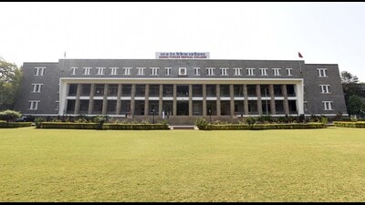 Medical education and research institute Armed Forces Medical College, Pune (AFMC) will turn 75 on Monday. (HT FILE PHOTO) Medical education and research institute Armed Forces Medical College, Pune (AFMC) will turn 75 on Monday. (HT FILE PHOTO)