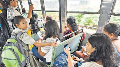 Mumbai, India - August 11, 2016: Commuter's travelling in double decker bus Colaba to Chhatrapati Shivaji Terminus in Mumbai, India, on Thursday, August 11, 2016. (Photo by Anshuman Poyrekar/ Hindustan Times) (Hindustan Times)