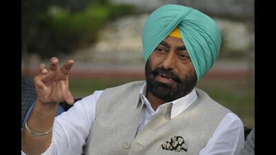 Sukhpal Singh Khaira is facing a case under Sections 186 (obstructing public servant in discharge of public function), 189 (threat of injury to public servant), 342 (wrongful confinement), 500 (defamation) and 506 (criminal intimidation) of the Indian Penal Code. (HT File Photo) Sukhpal Singh Khaira is facing a case under Sections 186 (obstructing public servant in discharge of public function), 189 (threat of injury to public servant), 342 (wrongful confinement), 500 (defamation) and 506 (criminal intimidation) of the Indian Penal Code. (HT File Photo)